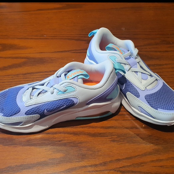 Brand New Nike Toddler Boy Sneakerss - Picture 2 of 7